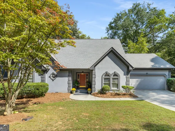20 Woodview Dr, Cartersville, GA 30120