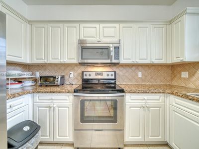 2733 NE 3rd Ct UNIT 204, Homestead, FL, 33033
