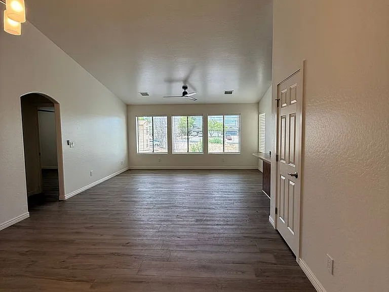 3866 N Teri Ct — Photo 7