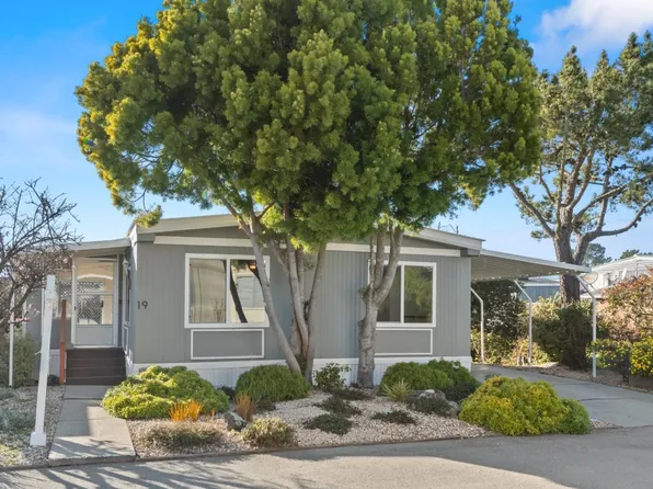 19 Dolphin Ct #19, Half Moon Bay, CA 94019