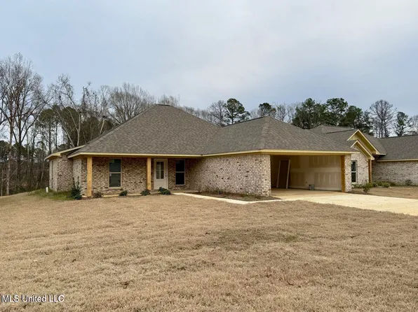 719 Tower Ridge Cv, Pearl, MS 39208