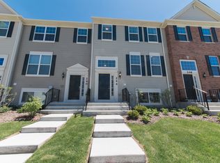 244 Lionel Dr, Grayslake, IL 60030