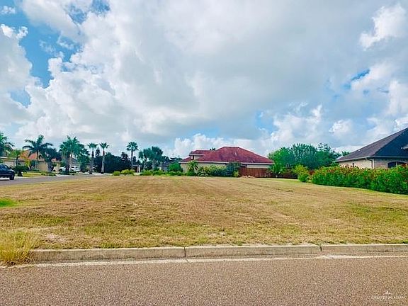 4th image of 20 Spyglass Hill Dr