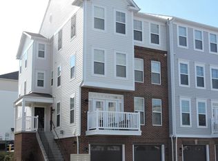 42257 Canary Grass Sq, Aldie, VA 20105