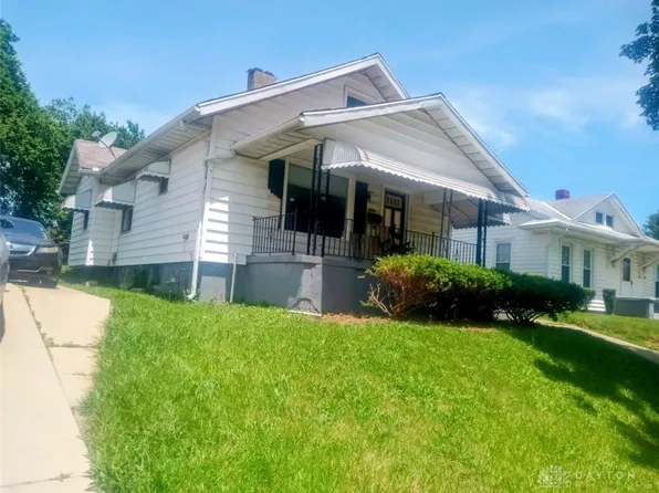 4505 Greenleaf Dr, Dayton, OH 45417