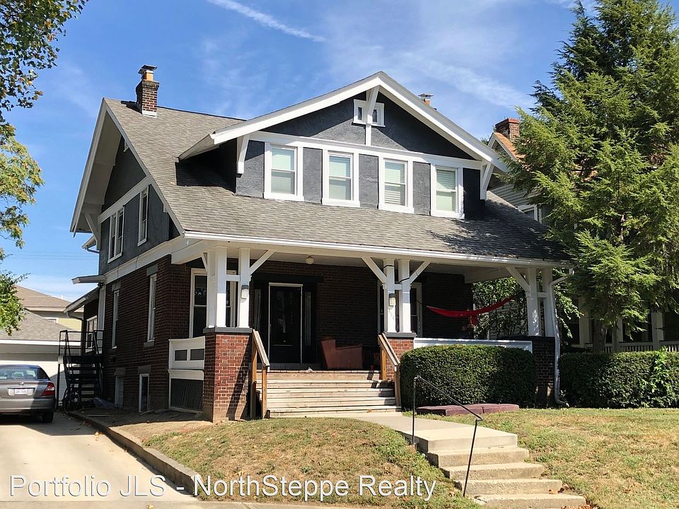 1st image of 434 E 15th Ave