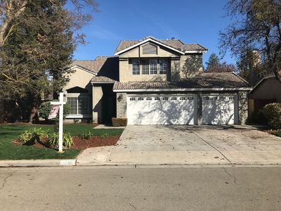 1030 E Edgemont Dr, Fresno, CA, 93720