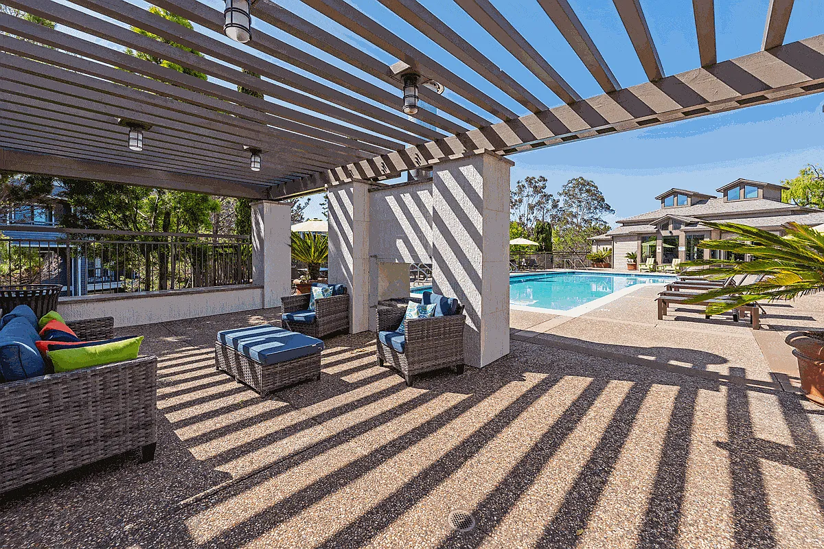 Building Photo - Larkspur Courts