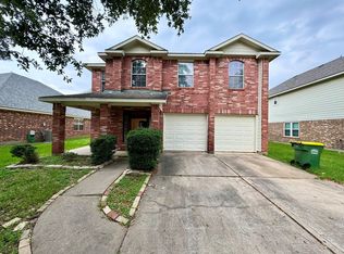 1910 Plum Falls Ln, Pearland, TX 77581