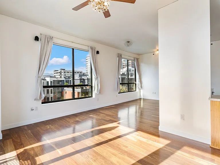 922 NW 11th Ave #509 — Photo 7