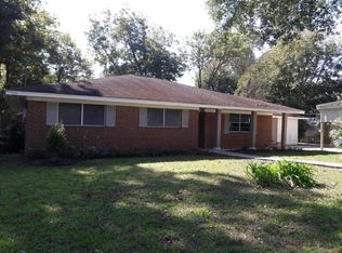 905 Mabry Rd, Baytown, TX 77520