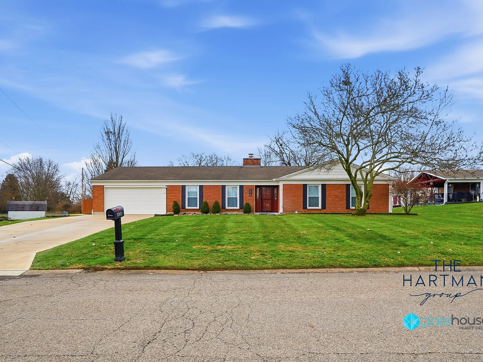 4 bed, 1998 sqft, $2,295 — Photo 2