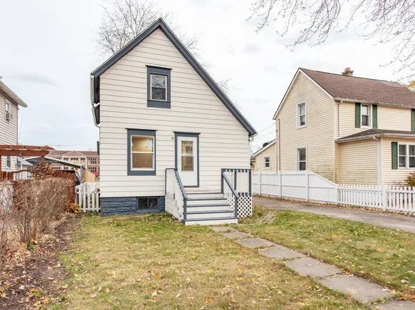 3027 Gabriel Ave, Zion, IL 60099