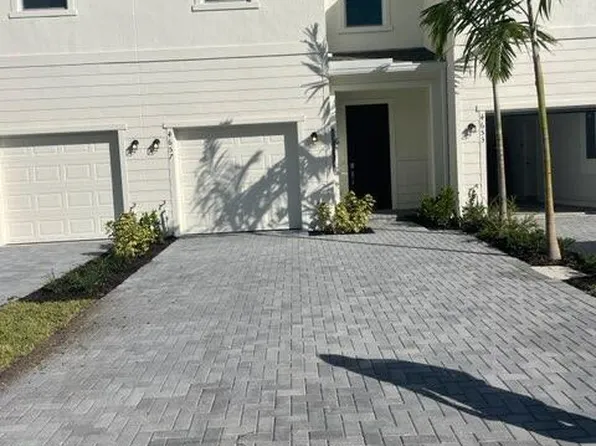 4657 Meyerson Pl, Lake Worth, FL 33463