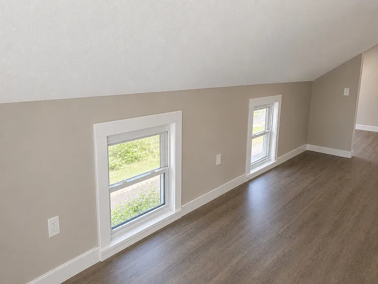 1039 Central St #B — Photo 3