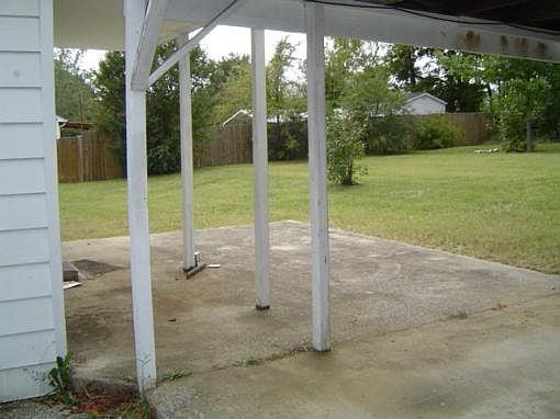 2nd image of 626 Jackson Ave