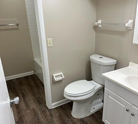 2nd image of 37218 Oak Ct