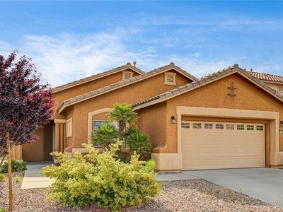 900 Royal Plum Ln, Las Vegas, NV, 89144