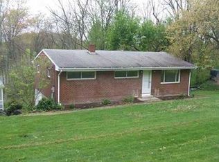 1572 Washington Rd, Apollo, PA 15613