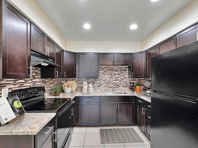 5535 W McDowell Rd — Photo 64