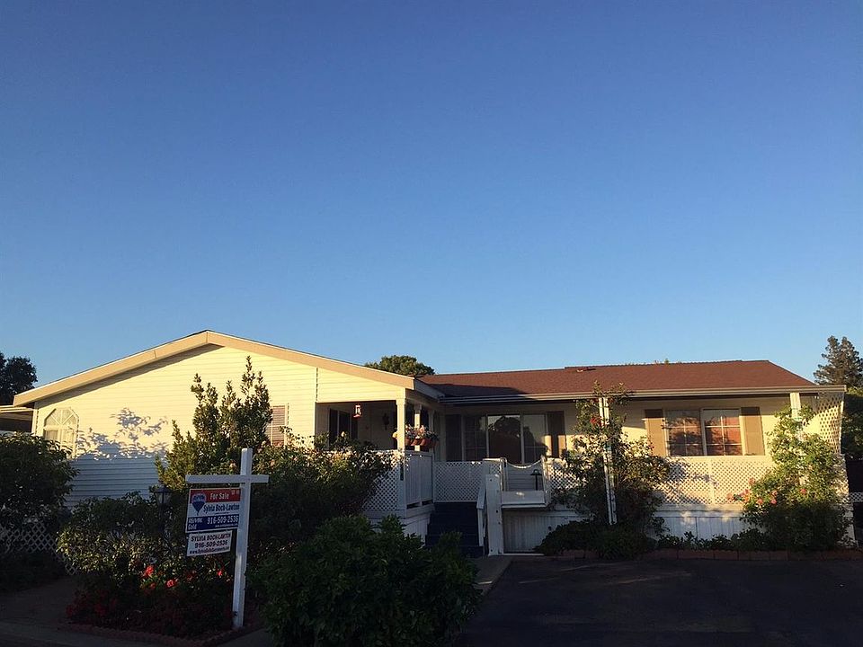 1st image of 7561 Hazelnut Ln #104