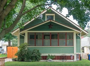 294 15th St NW, Cedar Rapids, IA