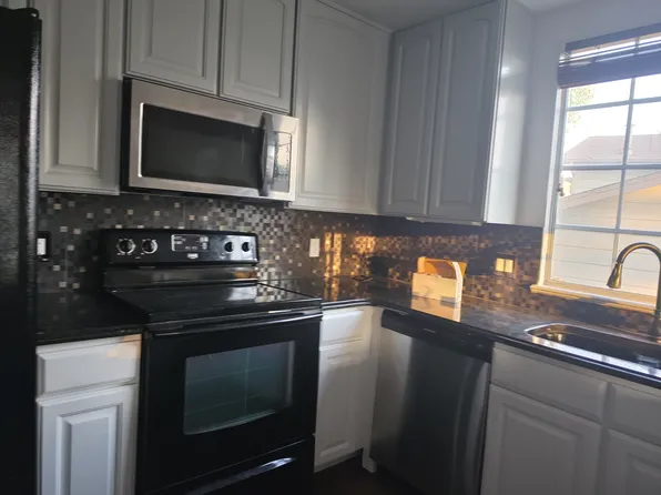 8672 W Star Cir, Littleton, CO 80128