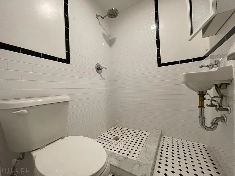 23-05 30th Ave #B3 — Photo 7