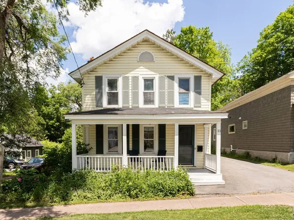 33 Nelson St, Cazenovia, NY 13035