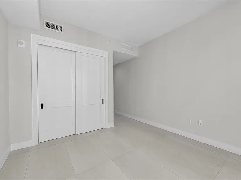 275 1st Ave S #1904 — Photo 37