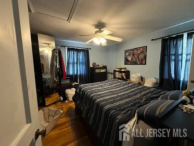 759 W Scott Ave — Photo 3