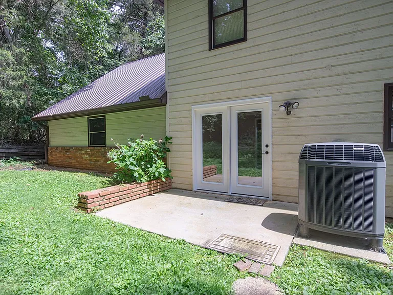 306 Boring Chapel Rd — Photo 6