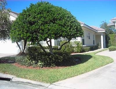 1st image of 2860 Prestwick Dr