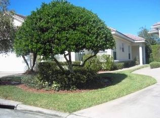 2860 Prestwick Dr, Lakeland, FL 33805