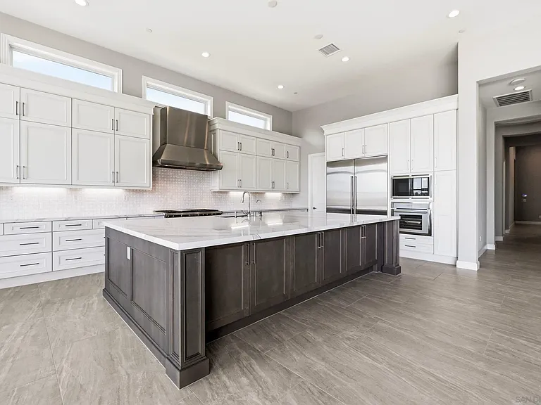 6210 Summit Crest Cir — Photo 8
