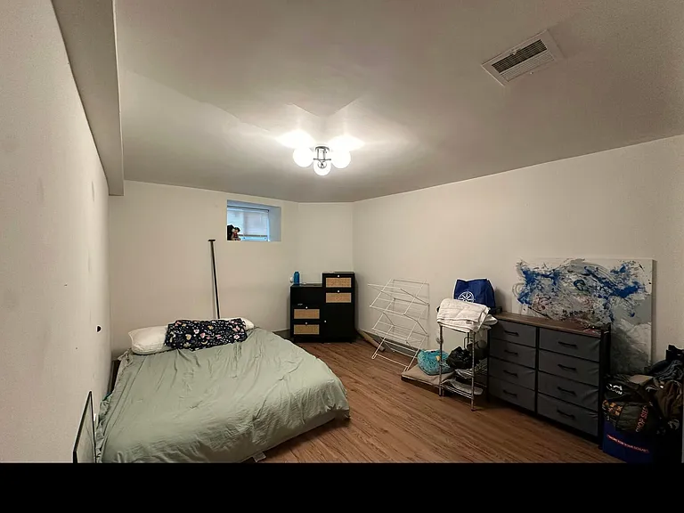 41 Long Ave #B2 — Photo 9