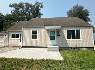 4745 E 44th St, Kansas City, MO 64130