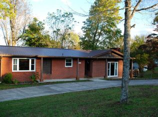 7306 Sarah Thomas Rd, Silver Point, TN 38582