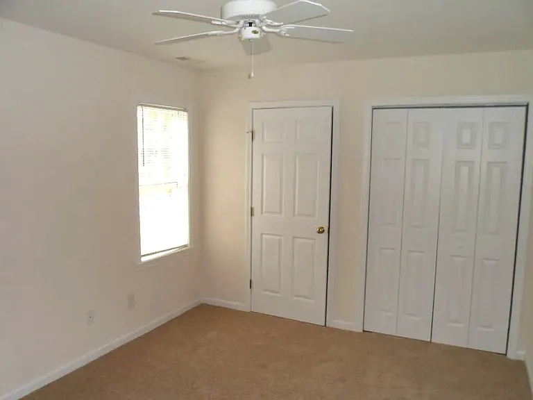 4513 Country Club Rd #C101 — Photo 4