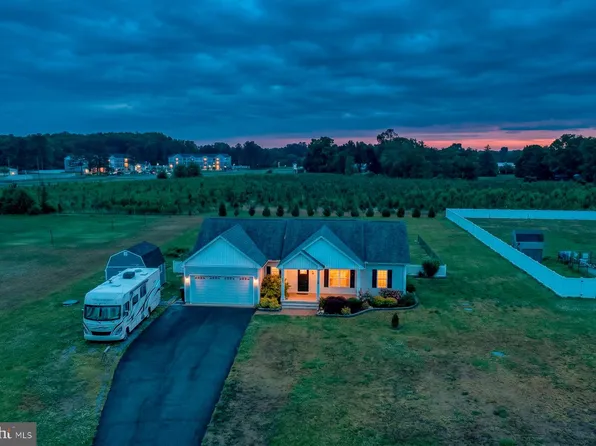 128 Barney Jenkins Rd, Felton, DE 19943