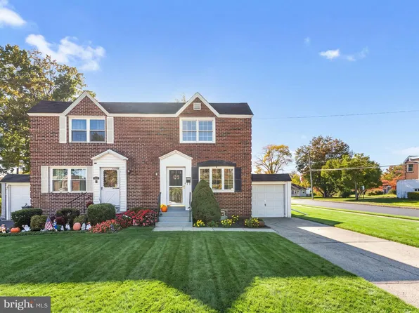 1058 Birch St, Lansdale, PA 19446