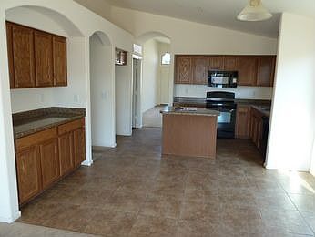 4th image of 28804 N Gold Ln