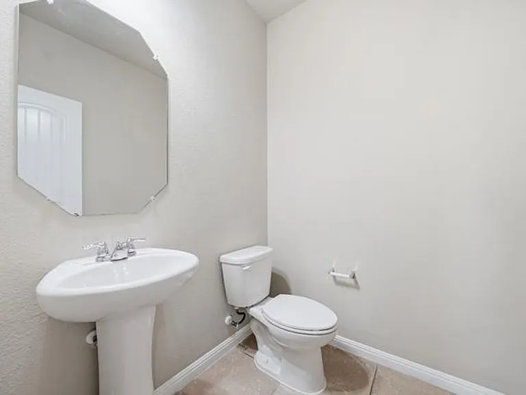 613 Longhorn Cavern Rd — Photo 23
