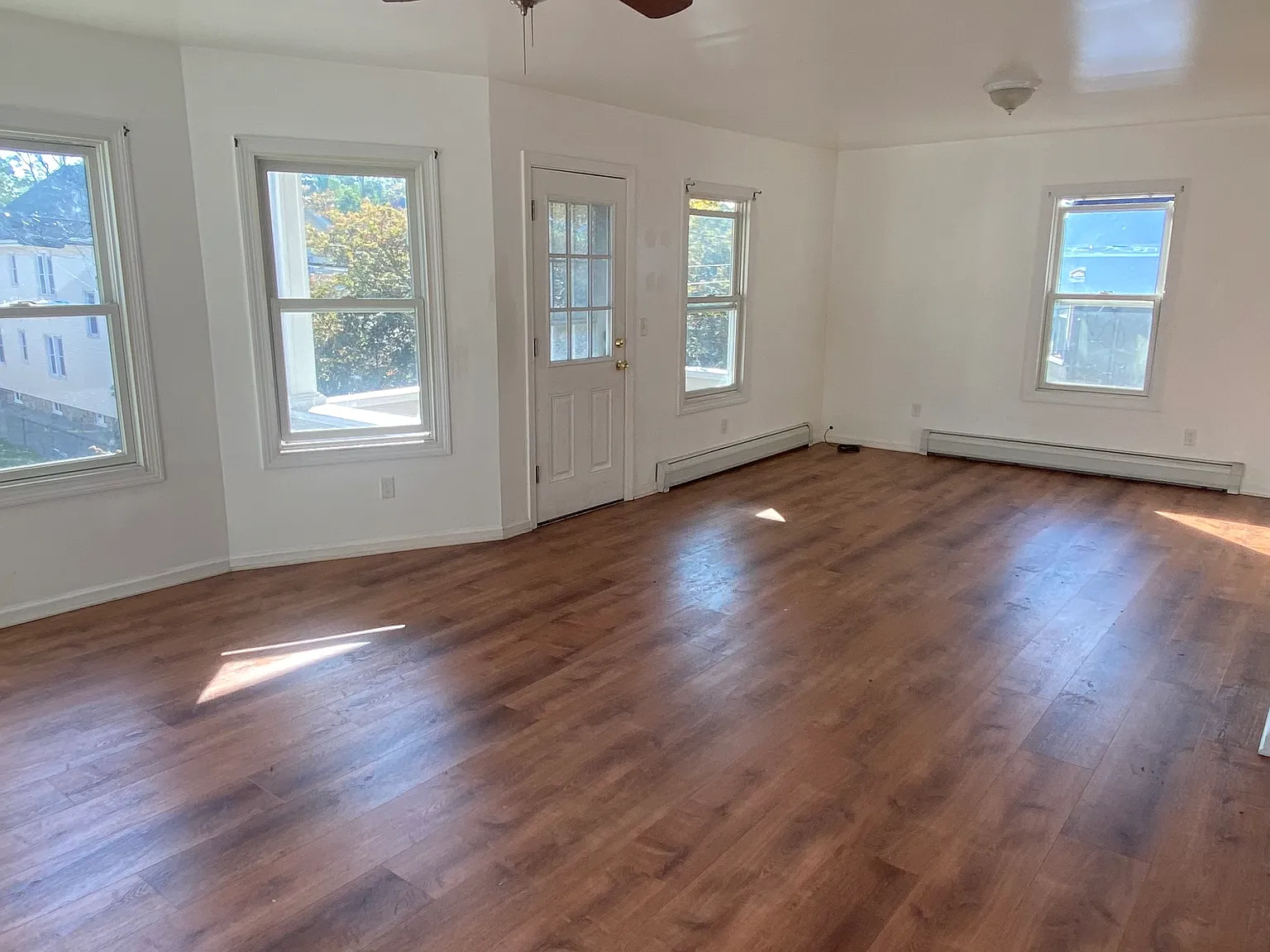 2 bed, 1188 sqft, $1,700 — Photo 4