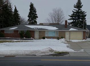 1025 E And West Rd, Buffalo, NY 14224