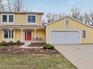 1410 Westport Dr, Lansing, MI 48917