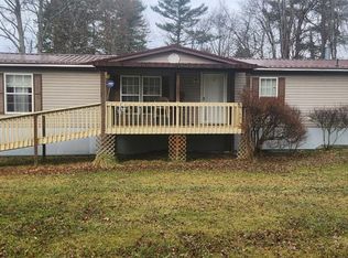 3839 Hinton Rd, Athens, WV 24712