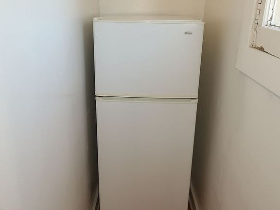 2nd image of 81 9th St APT 608