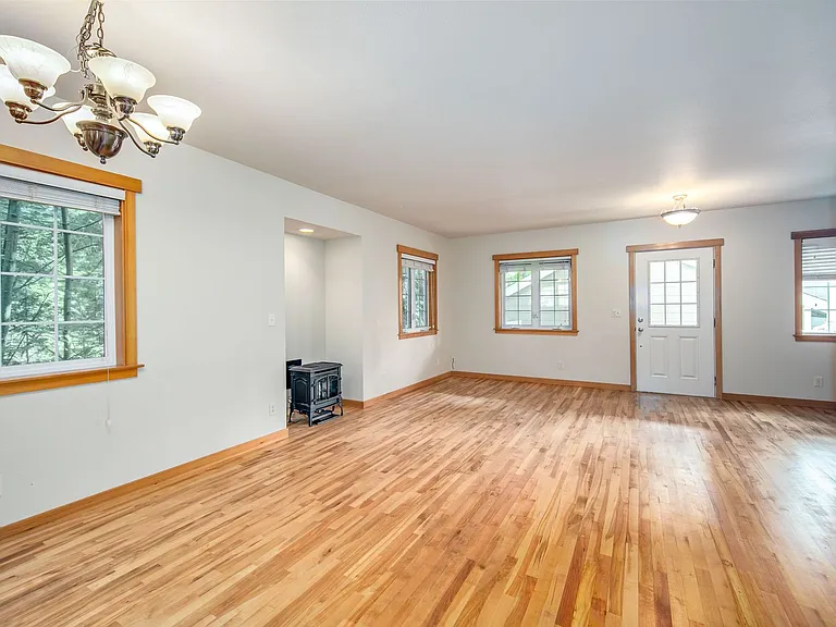 1364 Stonecress Ln NE — Photo 11