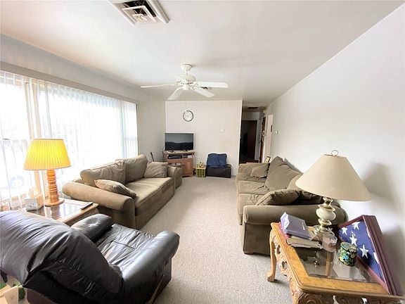 4th image of 9210 Donnellson Ave